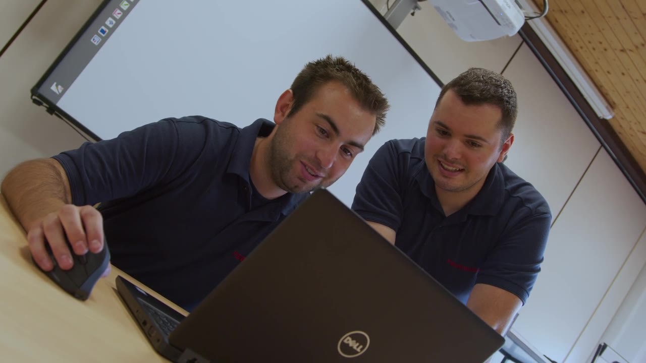 Filmszene aus MiniTec – Unternehmensfilm
